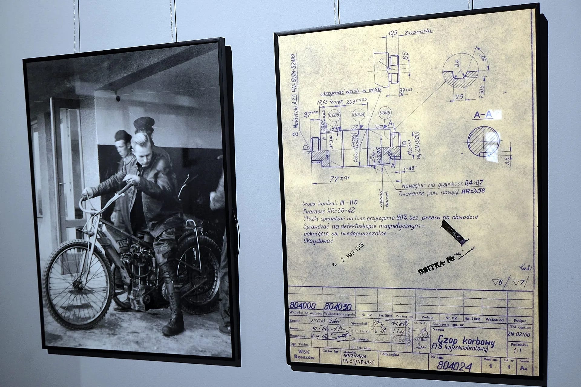 Wystawa poświęcona motocyklowi FIS i historii rzeszowskiego żużla