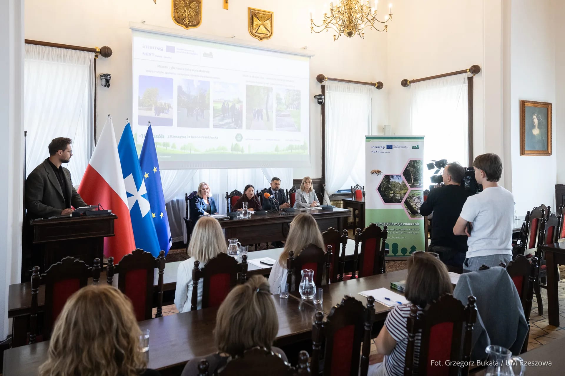 konferencja w Ratuszu