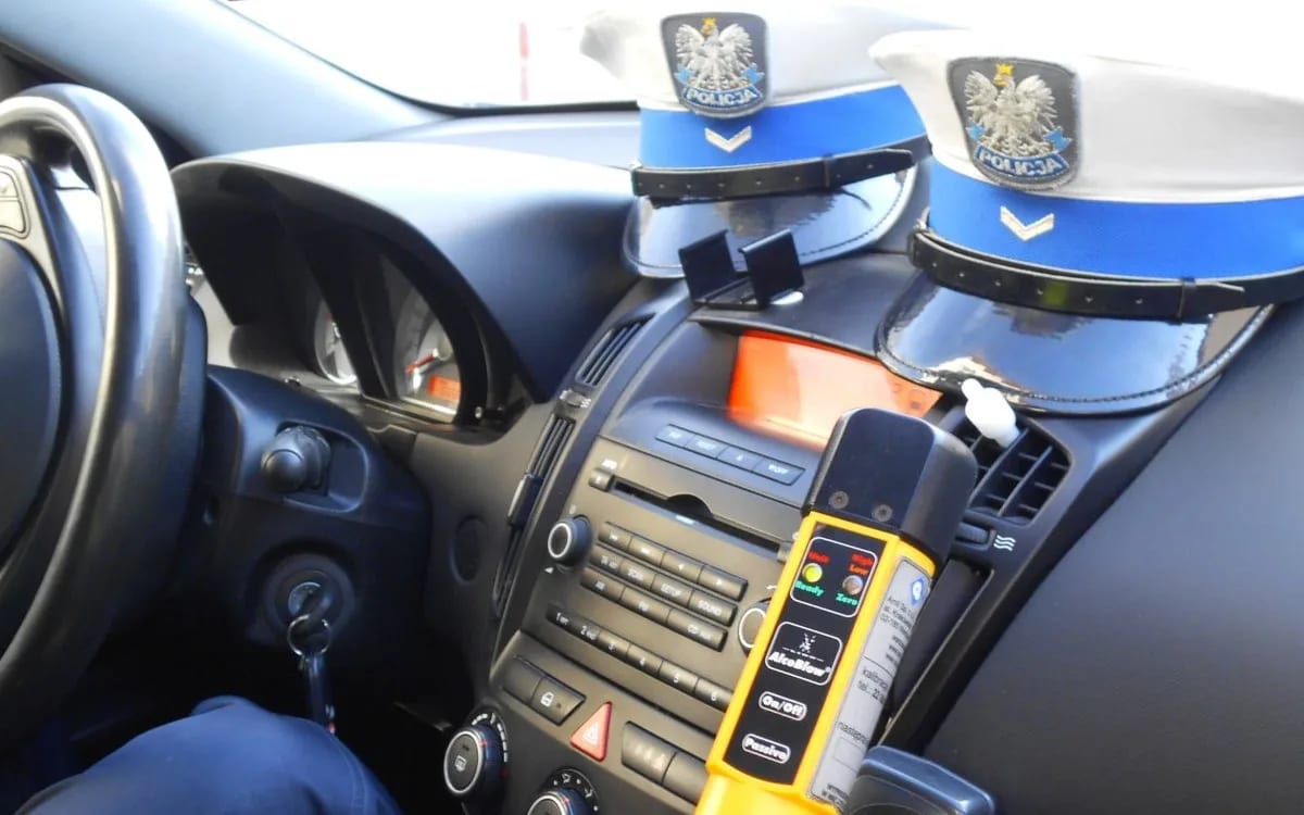 Policja, alkomat
