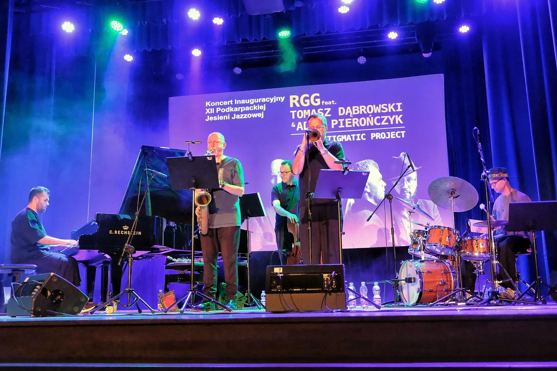 RGG, Dąbrowski i Pierończyk, czyli Astigmatic Project