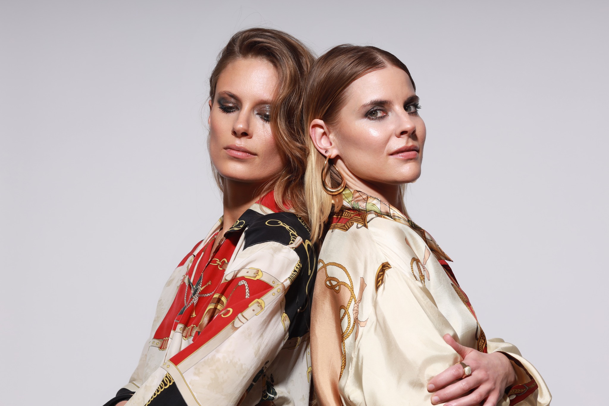 Julia Pietrucha i Marta Zalewska.