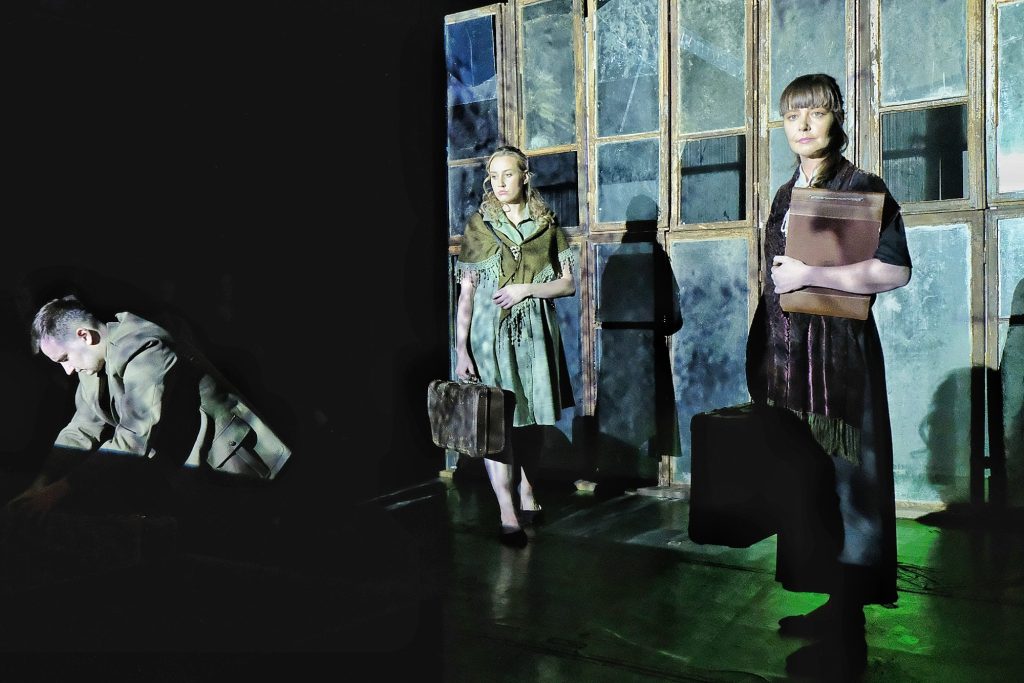 Księga powrotu - Teatr Przedmieście w Rzeszowie