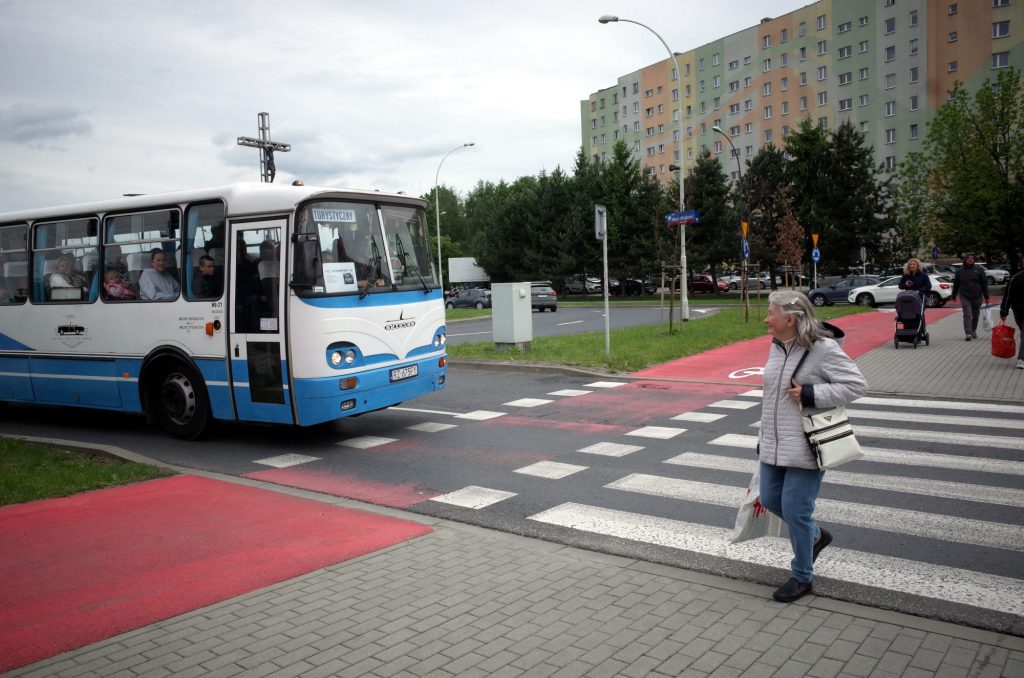 Parada zabytkowych autobusów 