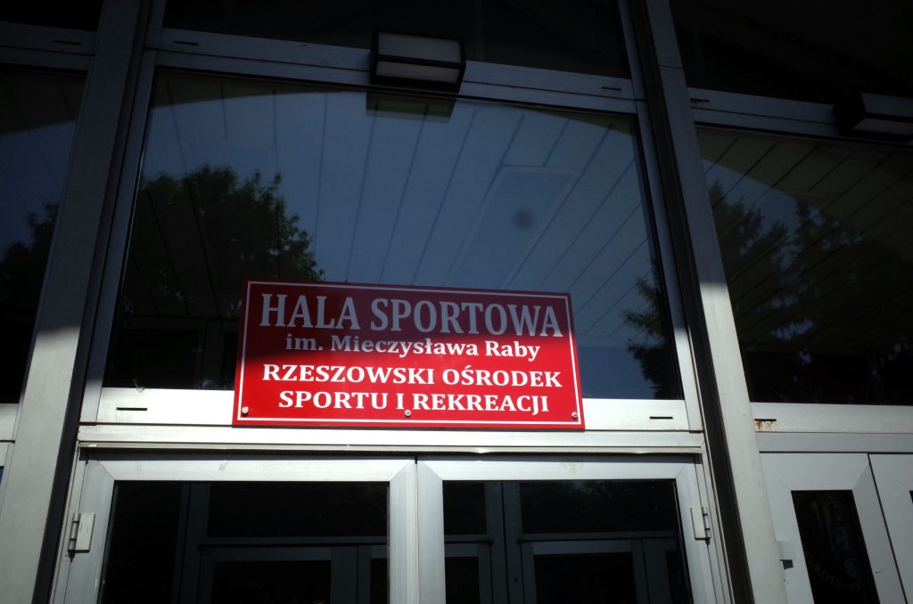 Hala sportowa im. Mieczysława Raby w Rzeszowie.