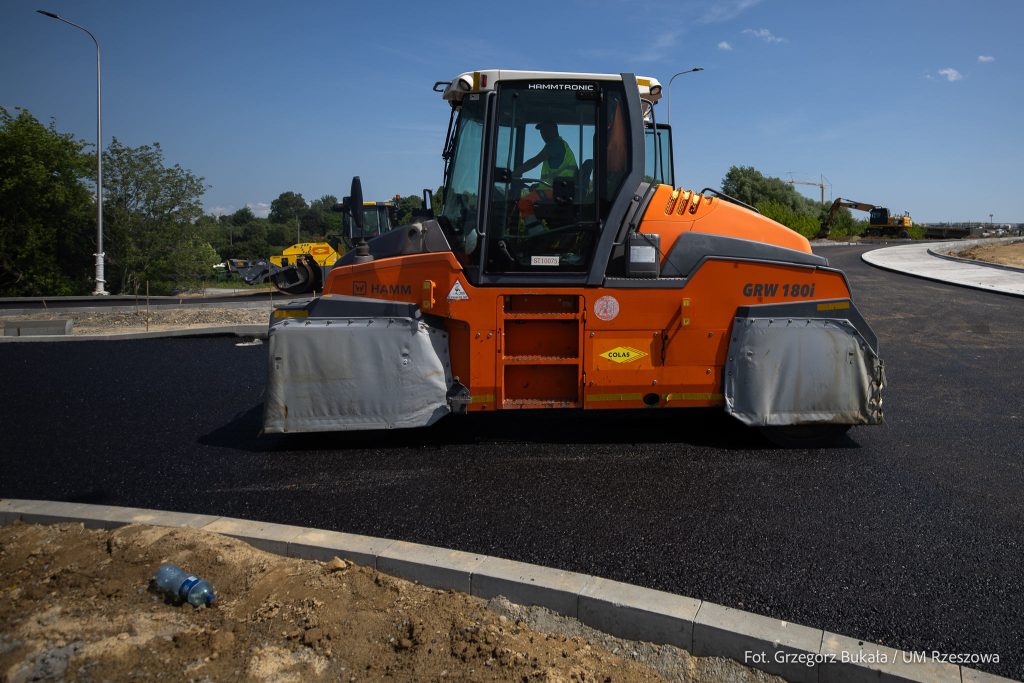 Czerwiec 2025, nowy asfalt na Wisłokostradzie