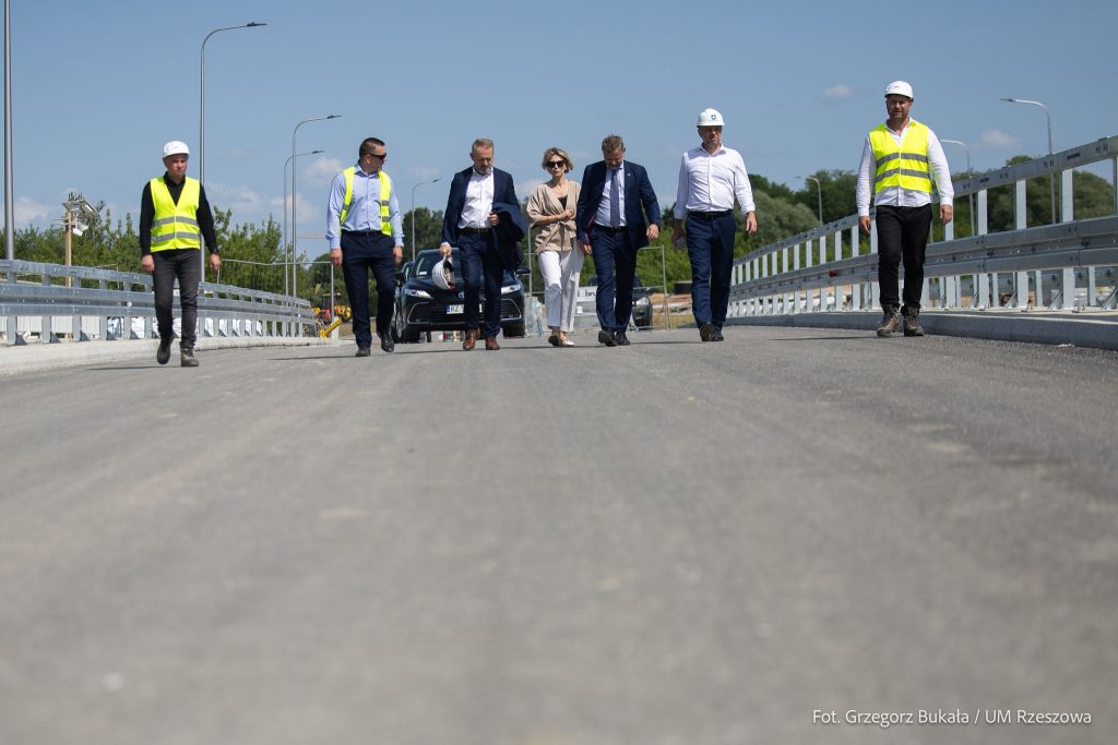 Delegacja z ratusza na Wisłokostradzie