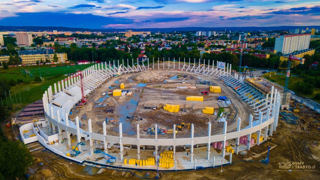 budowa podkarpackiego centrum lekkiej atletyki