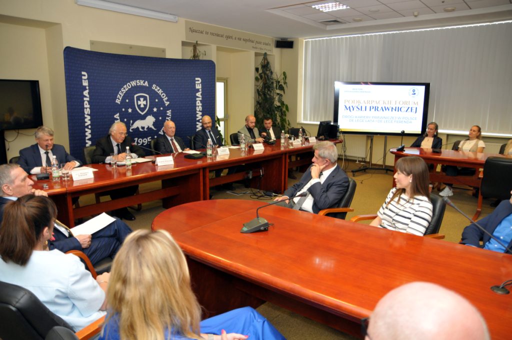 debata prawnicza na rzeszowskiej uczelni