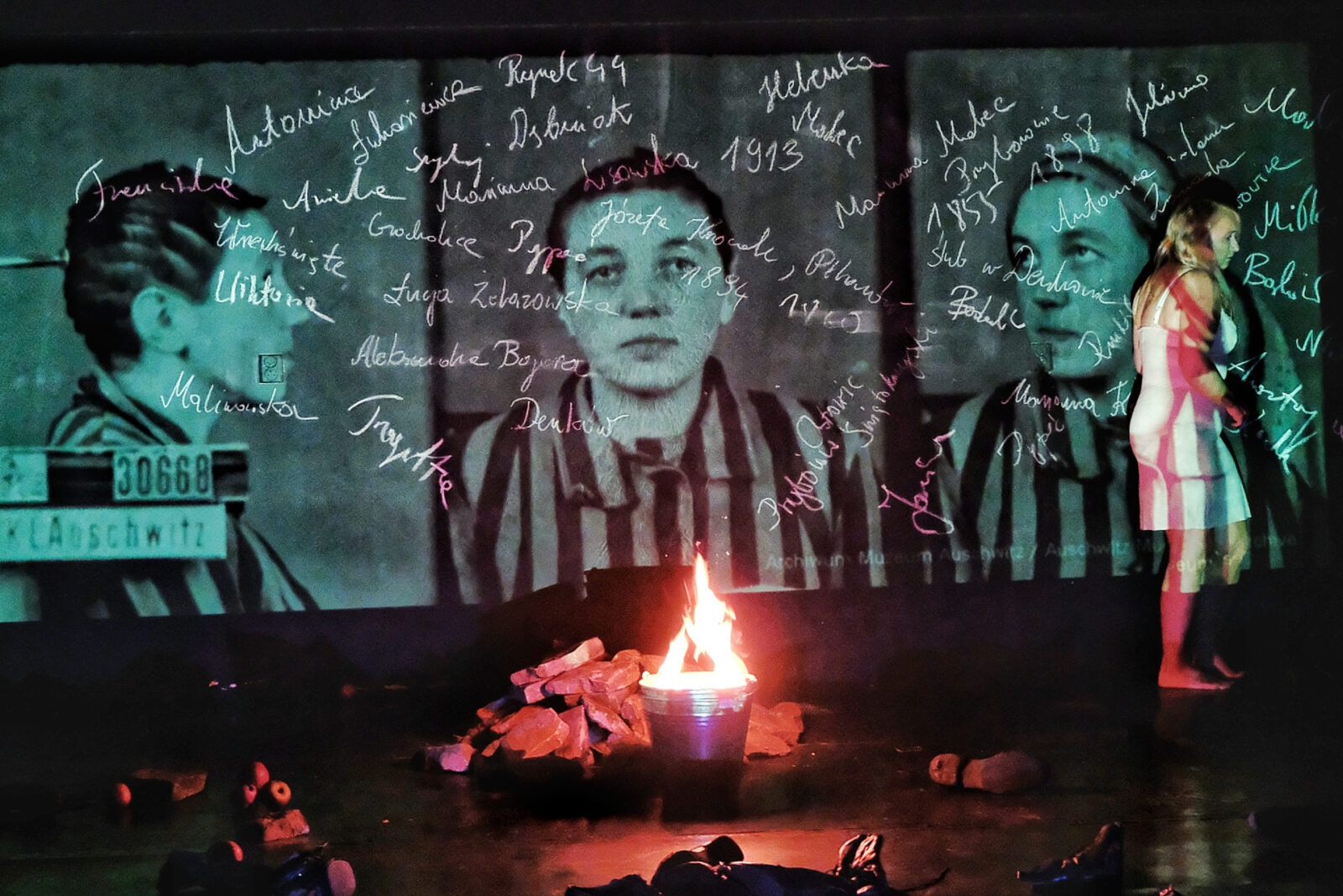 "Wszechświęte" Teatru Przedmieście