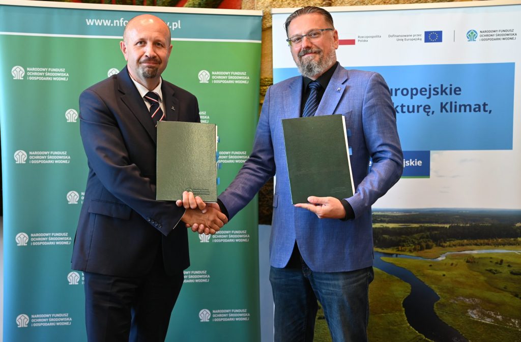 dwaj prezesi w garniturach