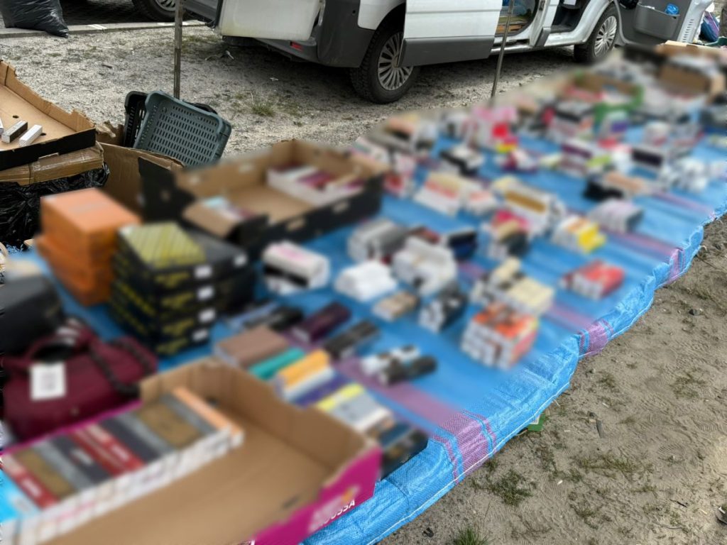 Podrabiane kosmetyki na rzeszowskim bazarze