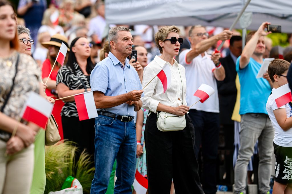 Mieszkańcy Rzeszowa na uroczystościach poświęconych powstańcom