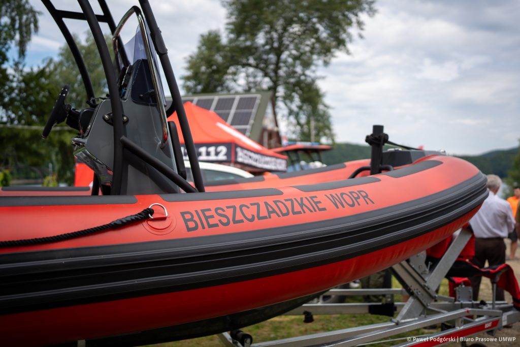 Łódź ratunkowa Bieszcadzkiego WOPR