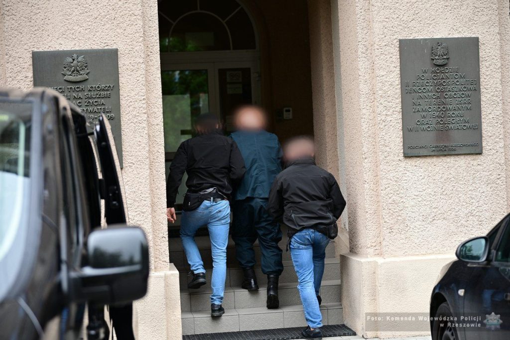 Inspektor ITD w rękach policji