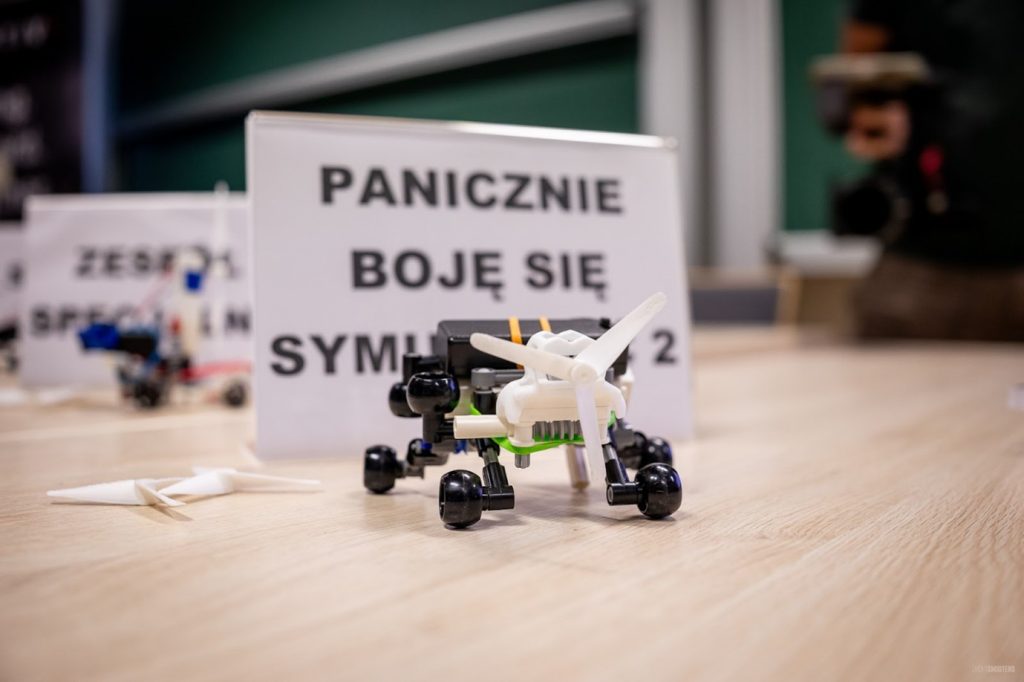 łazik marsjański skonstruowany przez studentów Politechniki Rzeszowskiej