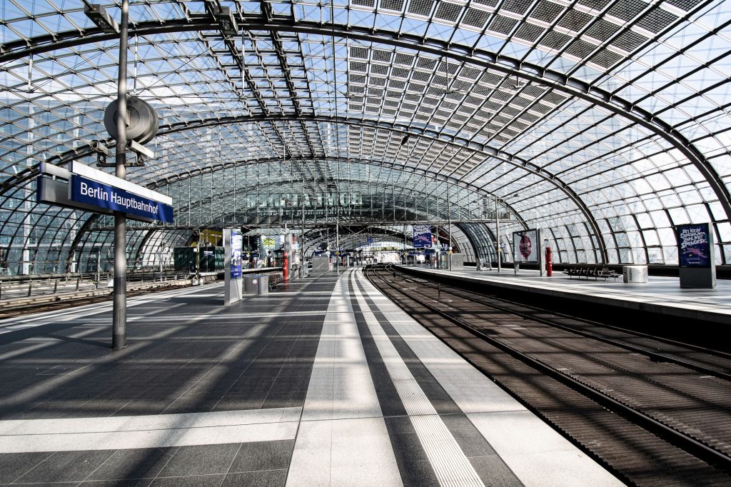 Berlin - dworzec kolejowy Hauptbanhof