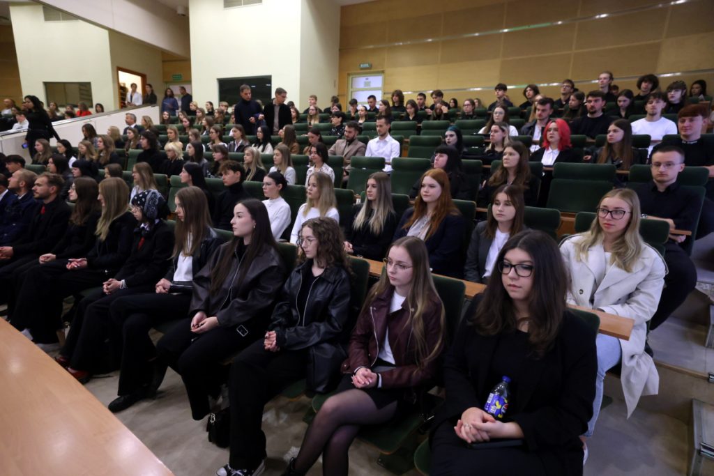 studenci
