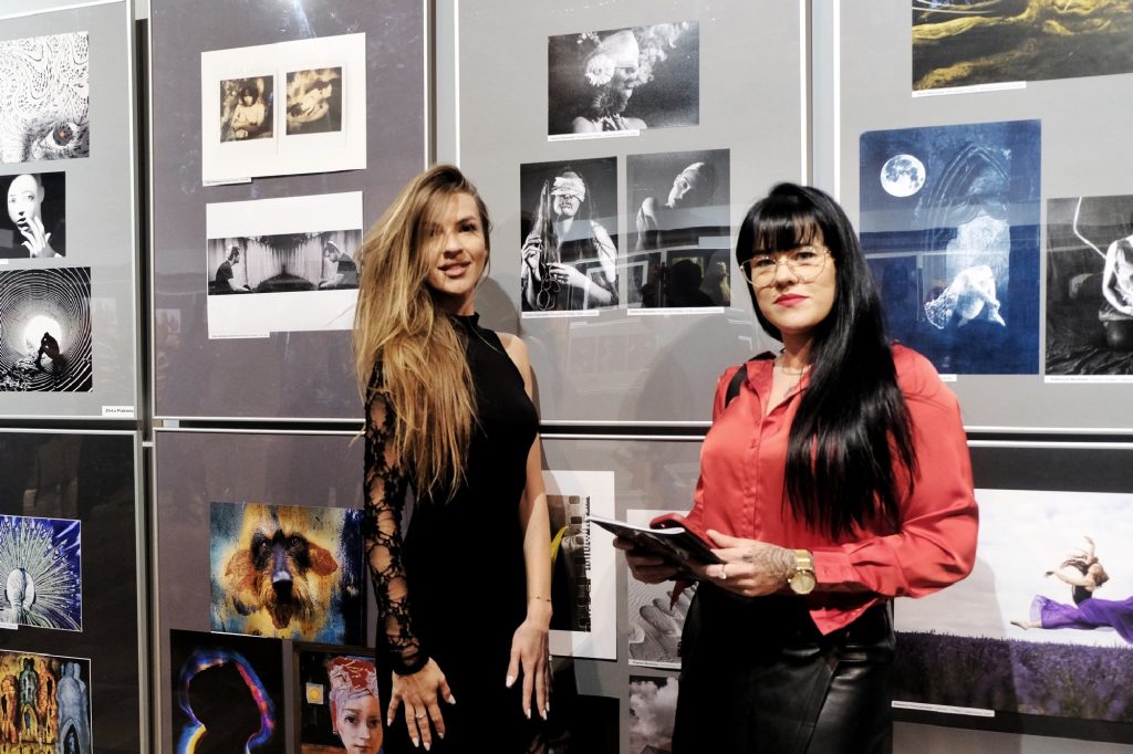 Tatiana Pędziwiatr i modelka
