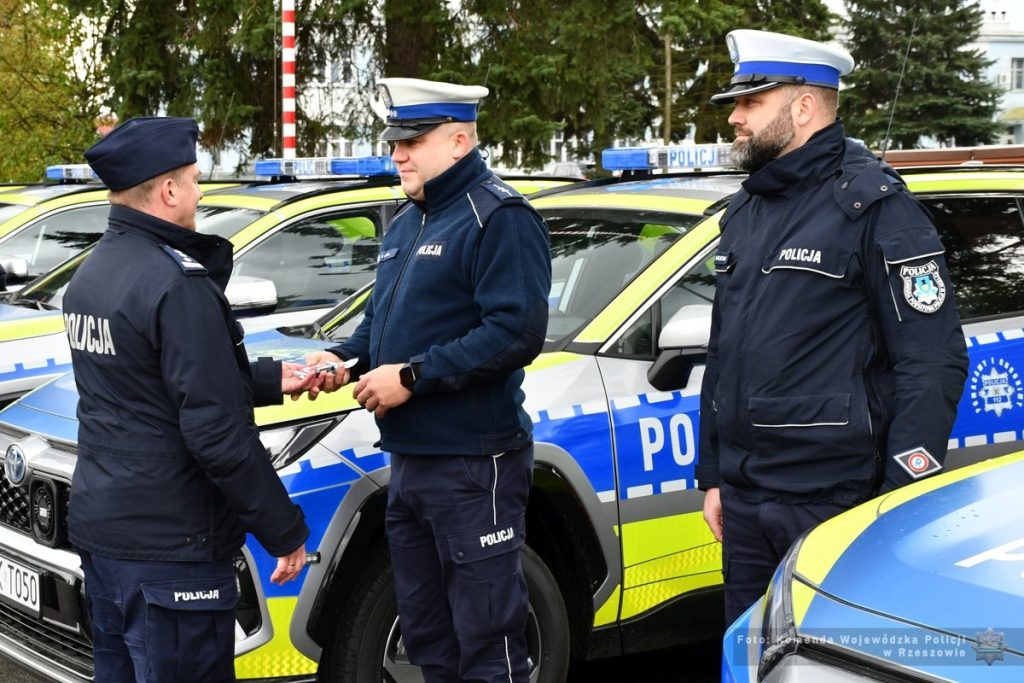 Nowe radiowozy dla policji