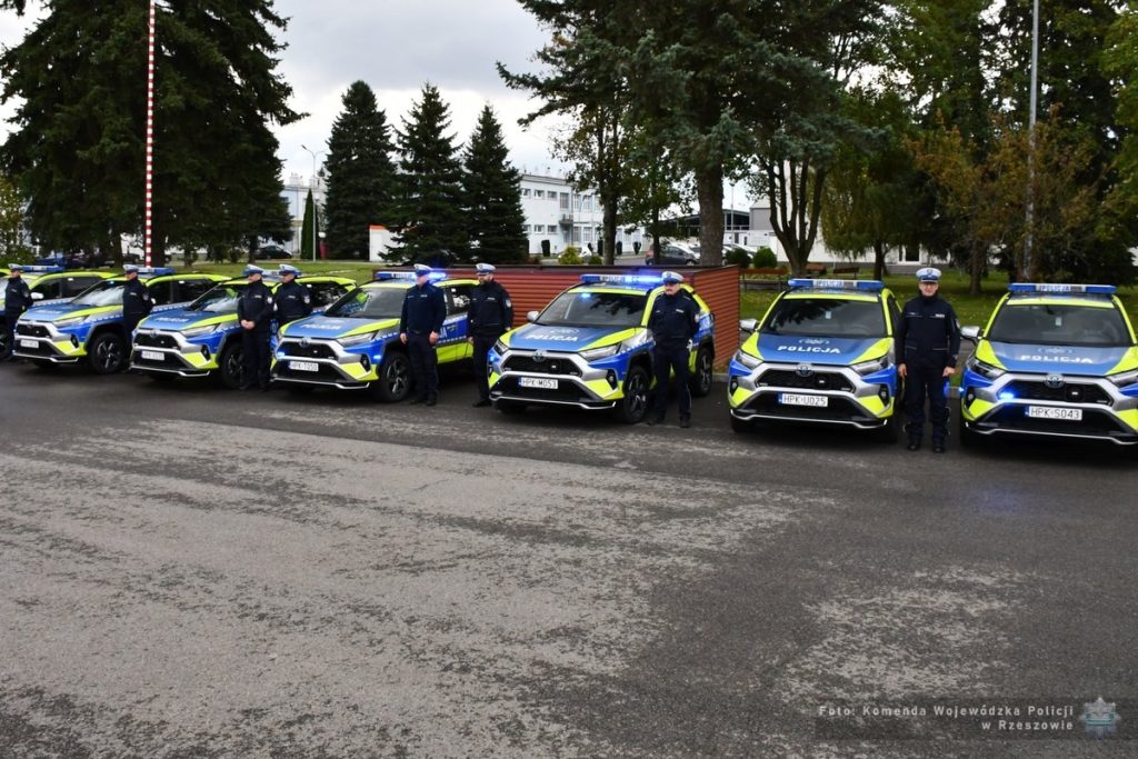 Policyjna Toyota RAV4