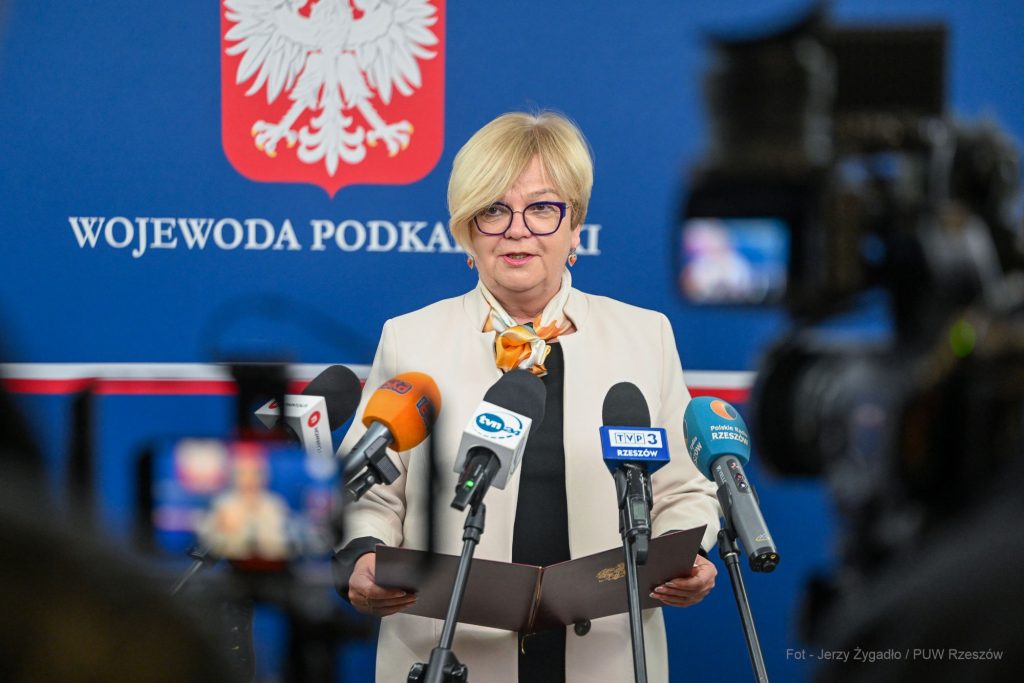 Wojewoda o kasie na granice