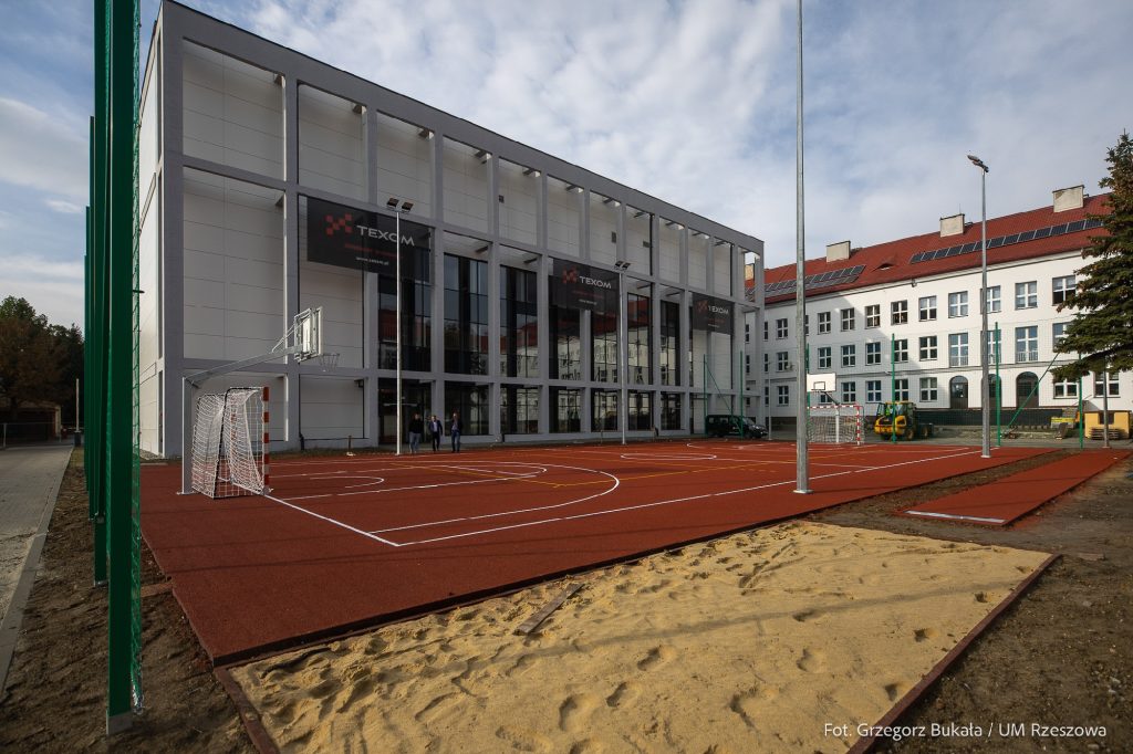 hala sportowa przy ul. Towarnickiego w Rzeszowie