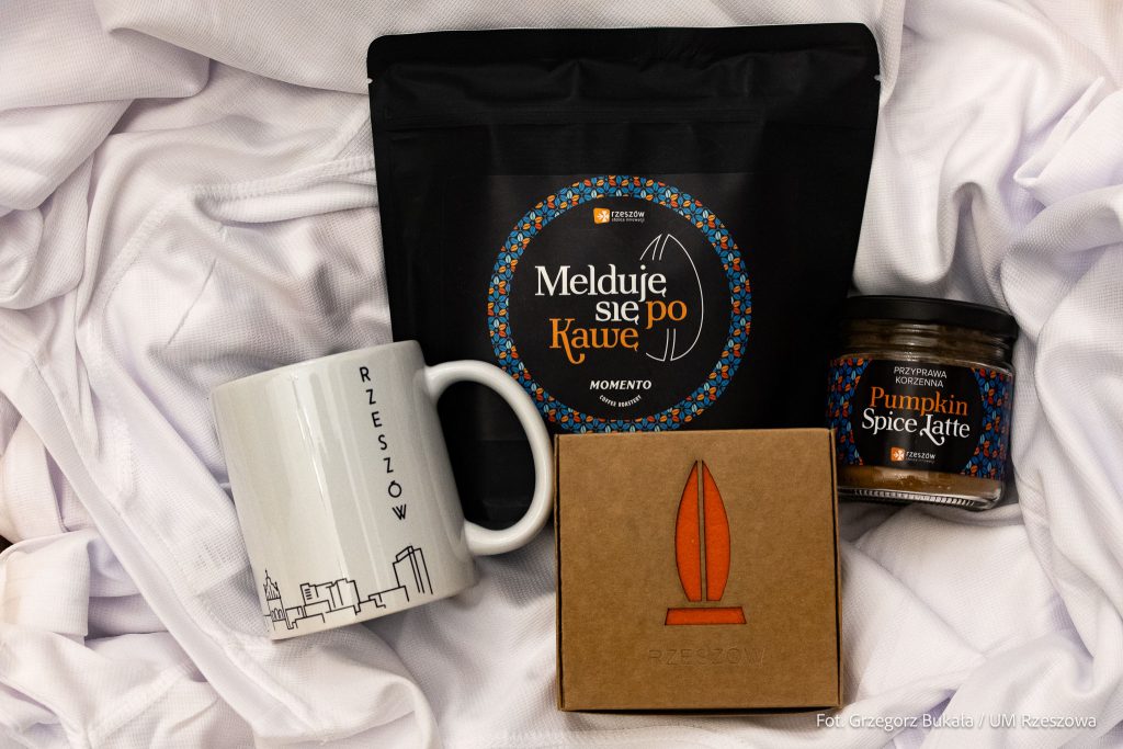 Melduję się po kawę