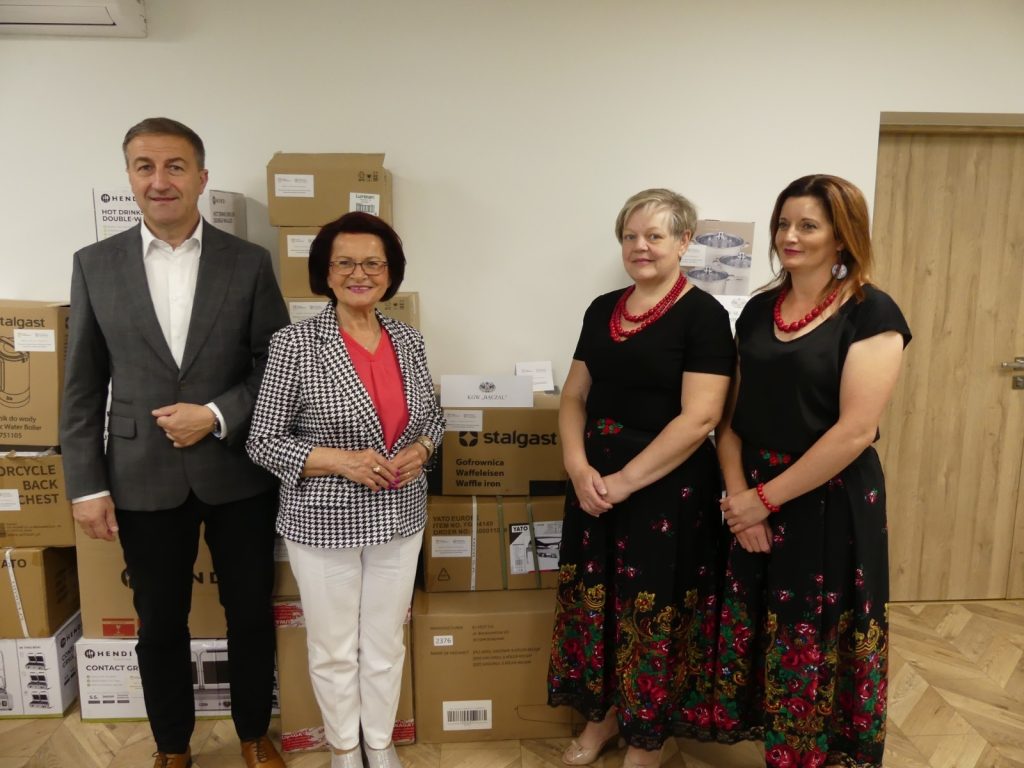 Maria Kurowska, Bogusław Kręcisz i gospodynie z KGW