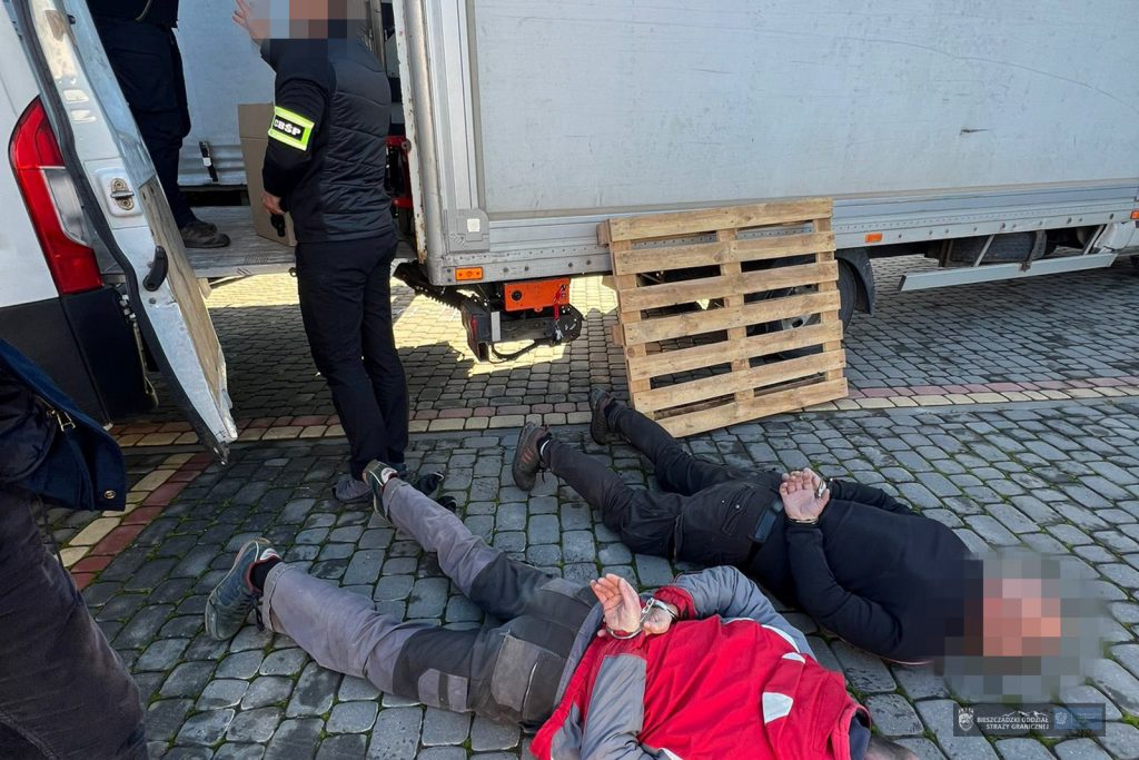 aresztowanie podejrzanych 