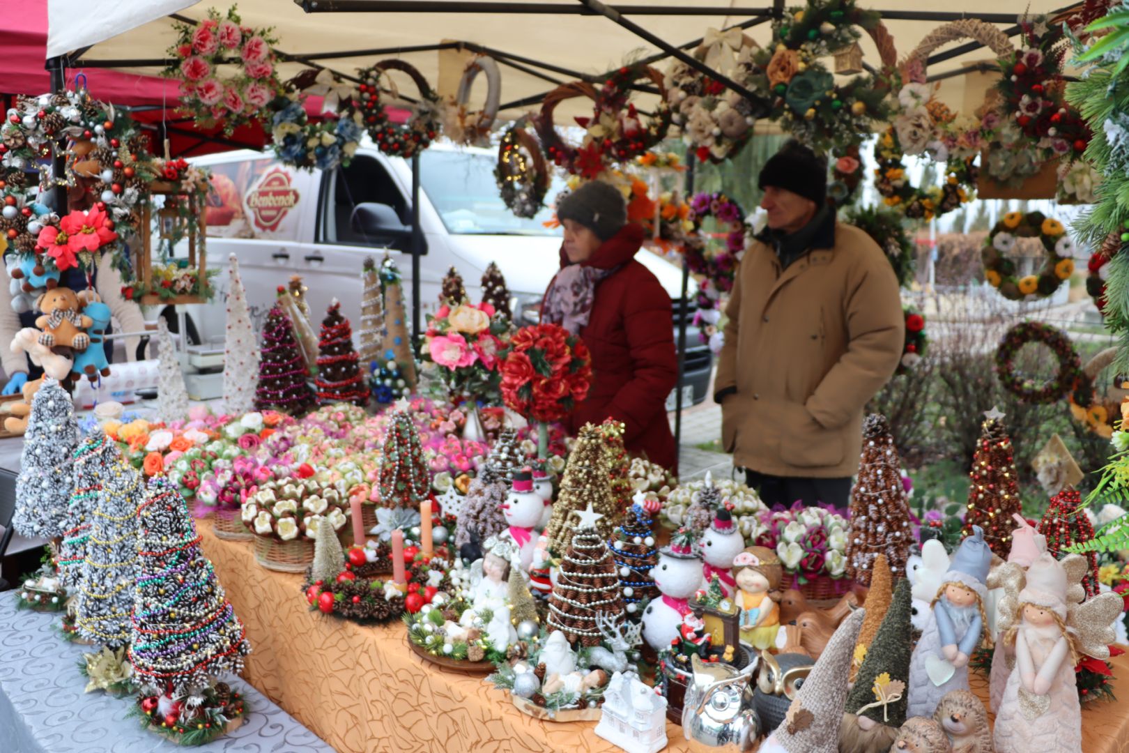 Podkarpacki Bazarek gotowy na zbliżające się święta.