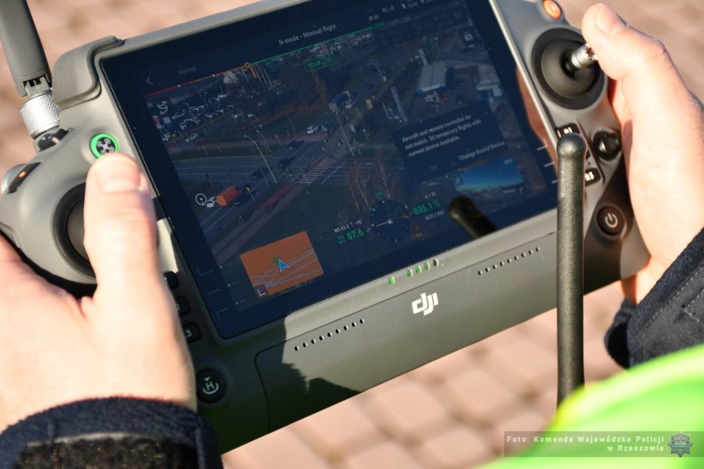 Policyjne kontrole z dronem