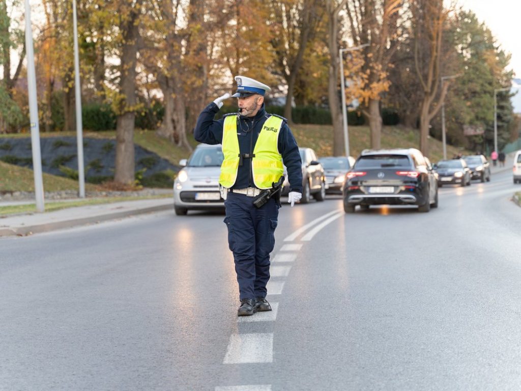 Policja - Wszystkich Świetych