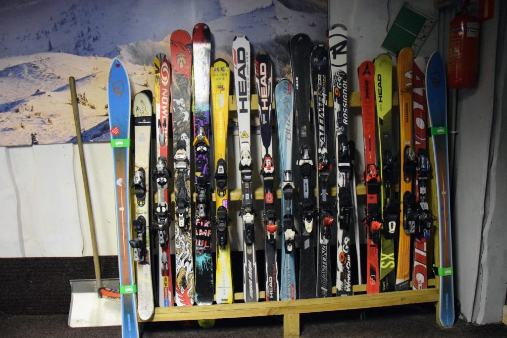 wypożyczalnia sprzętu narciarskiego