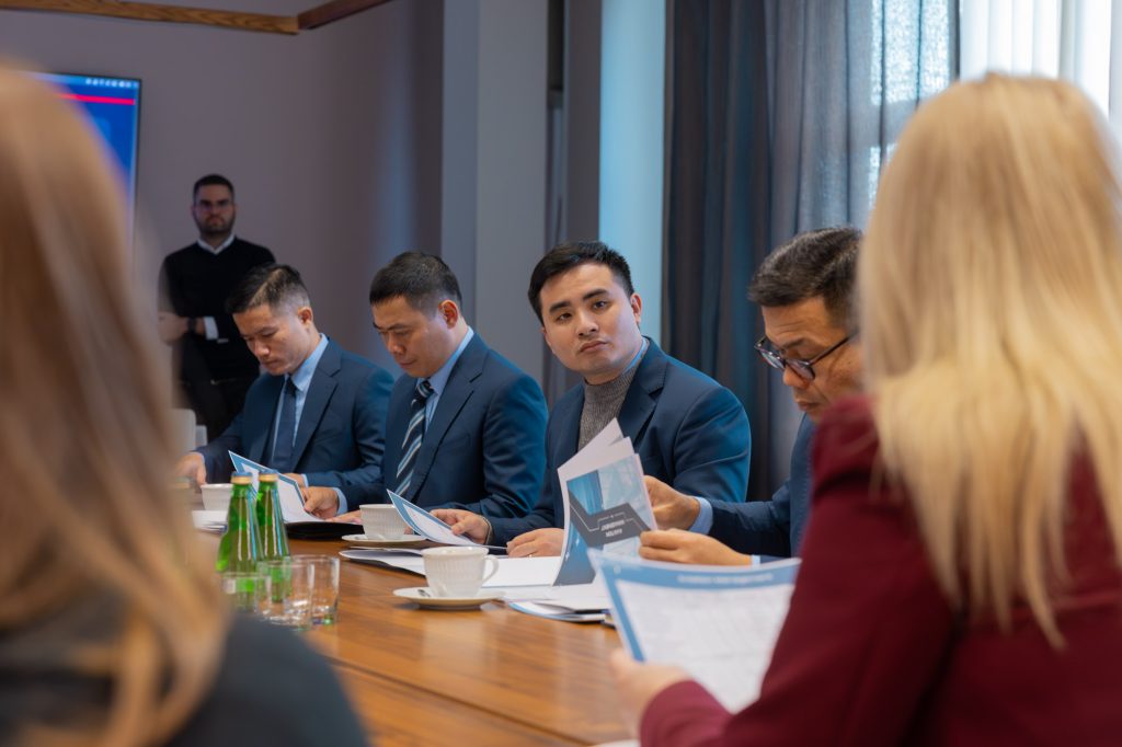 Delegacja z UTT w Hanoi