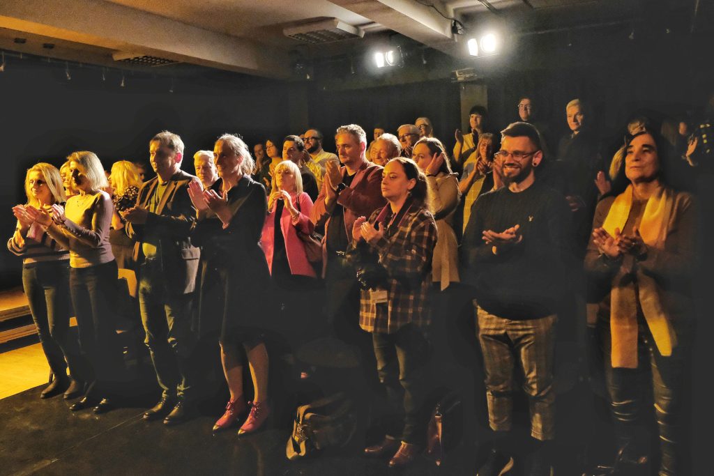 Oklaski dla Ireny Jun