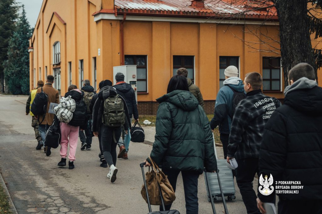 W podkarpackich jednostkach pojawiło sie sto nowych osób