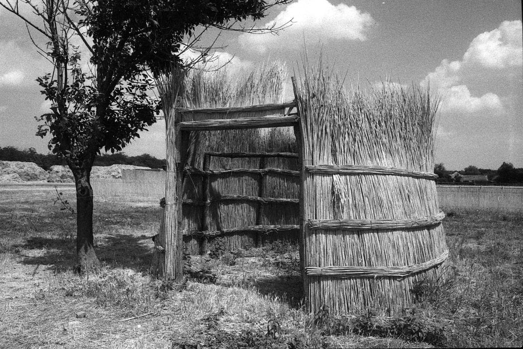 Węgry, Hortobagy. Kojce dla zwierząt