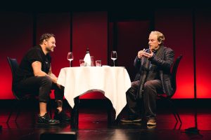 Daniel Olbrychski i Tomasz Karolak w spektaklu "Niespodziewany powrót".