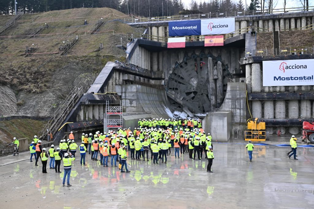 Karpatka sie przebija