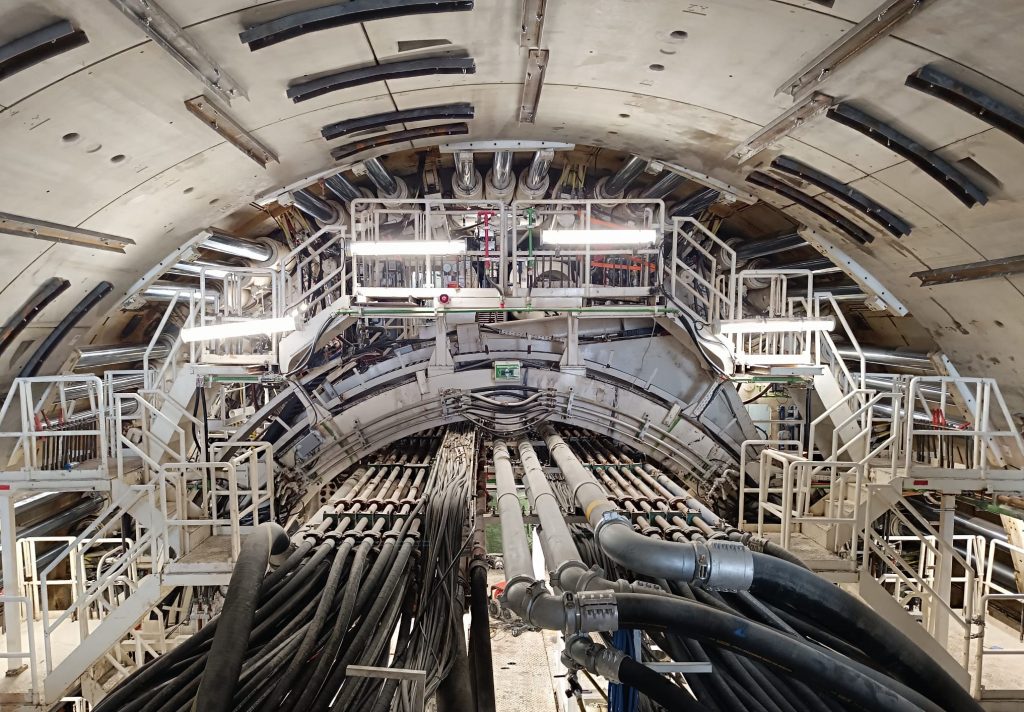 Tunel w Babicy na S19