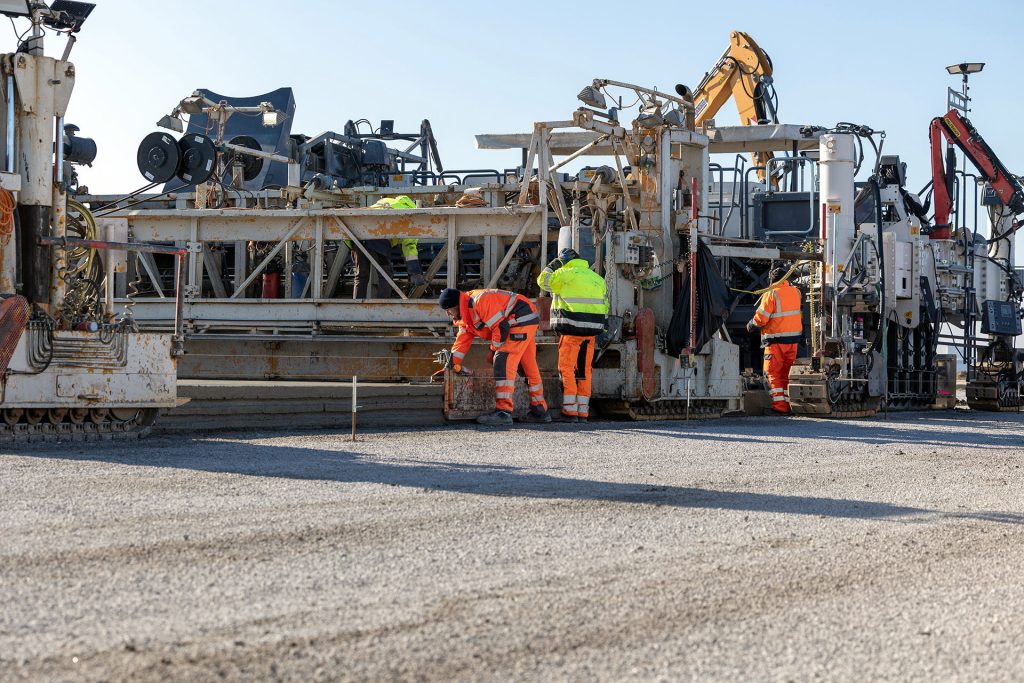 Budowa drogi kołowania na lotnisku w Jasionce