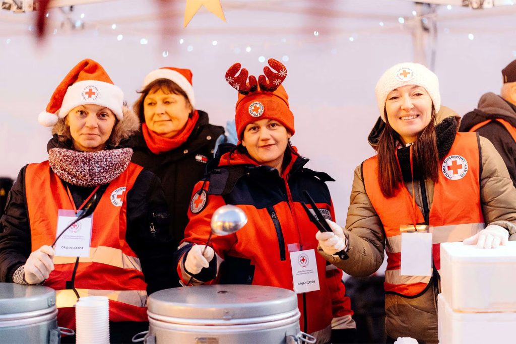 Akcja PCK "PodzielSięŚwiętami