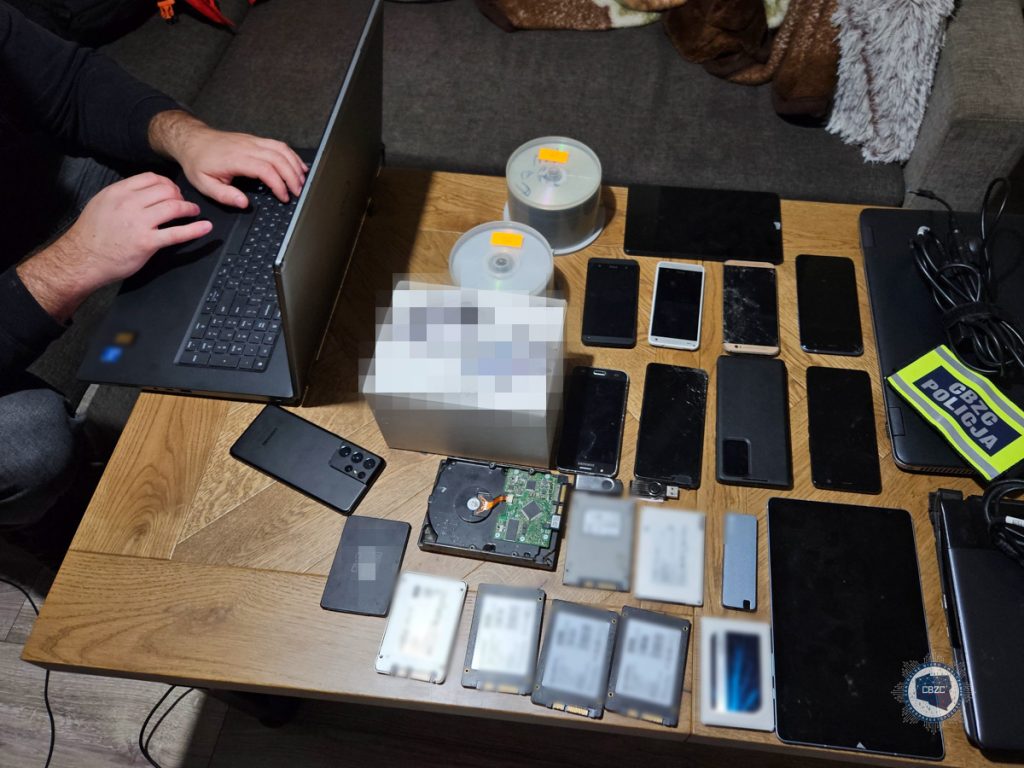 zatrzymany sprzęt elektroniczny