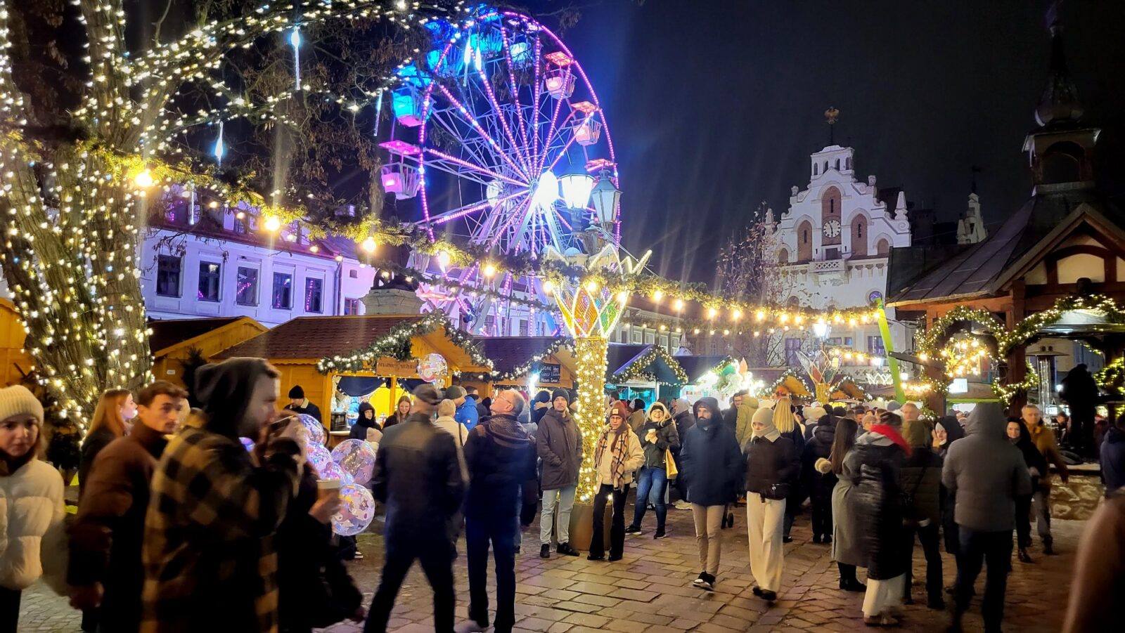 Świąteczne Miasteczko zaprasza na Weekend w stylu retro.