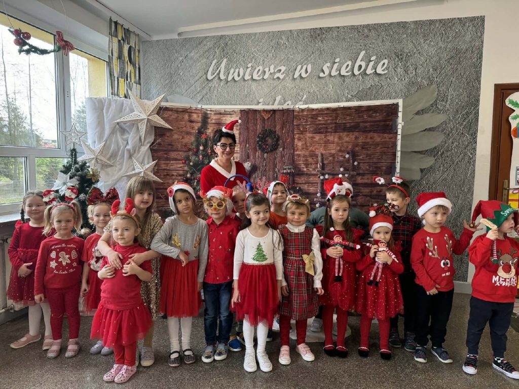 Fabryka Świętego Mikołaja w szkole w Borku Starym