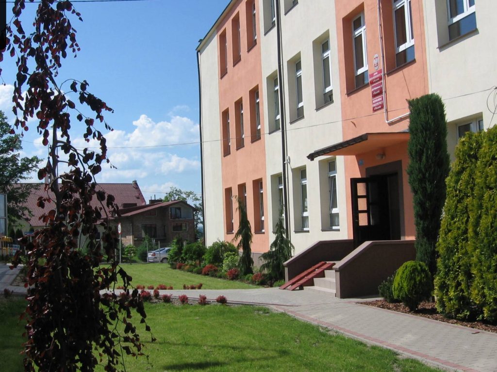 Szkoła podstawowa na osiedlu Budziwój