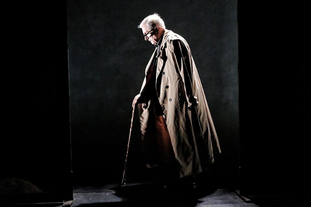 Ucho Igielne, Teatr Przedmieście