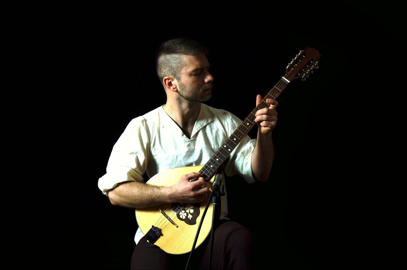 Utalentowany bard Viimaheim. | Fot. materiały prasowe