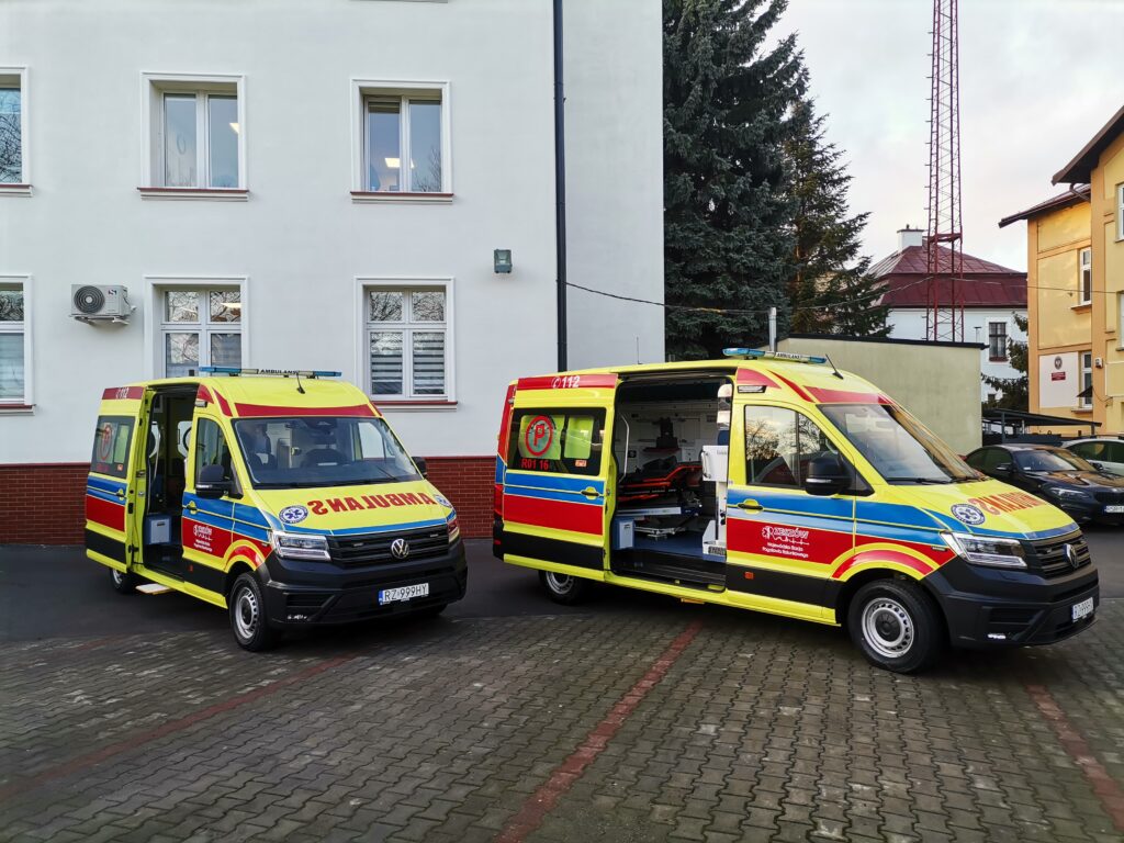Nowe ambulanse dla pogotowia w Rzeszowie