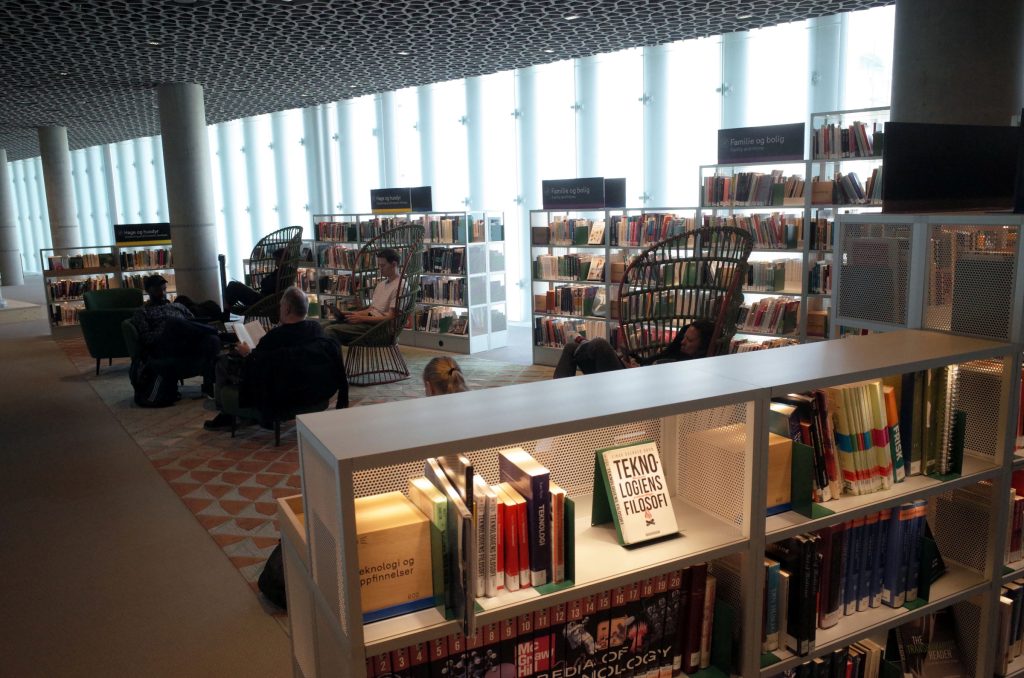 Deichman Bjervika, w Norwegii